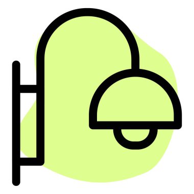 Odaya kubbe şeklindeki duvar ışığı yerleştirildi