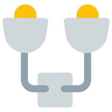 Dekor için koridora çift lamba yerleştirildi