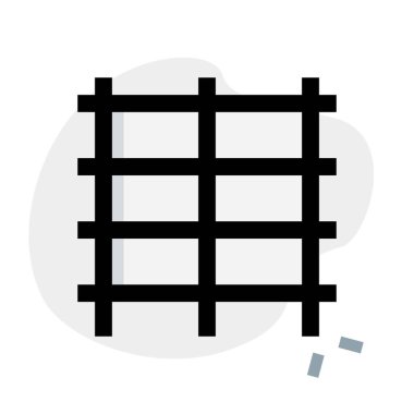 Bir depolama rafında birden fazla öge düzenleniyor