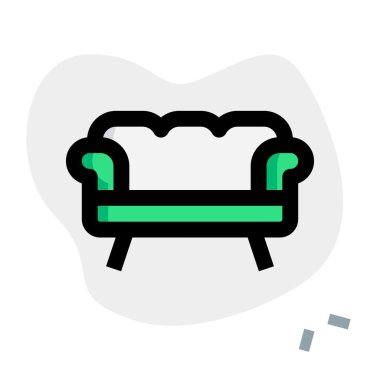 Yastıklı rahat bir kanepe.