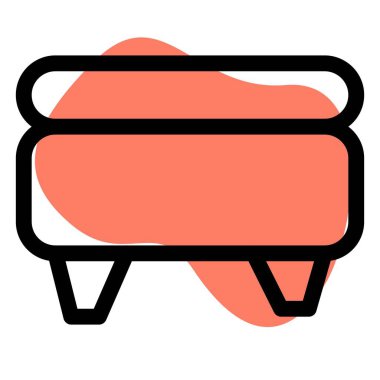 Ayak taburesi olarak kullanılan minderli kanepe.