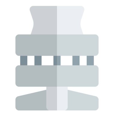 Şık ve sağlam ahşap kaptan koltuğu.