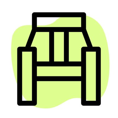 Kollukları olan antika bir bira sandalyesi..