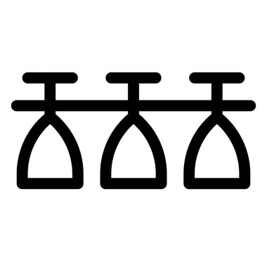 Cam eşyalar için duvara dizilin..