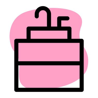 Büyük mutfak lavabosu bulaşık yıkamak için.