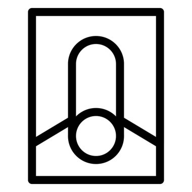 Zemin seviyesinde seramik tabanlı tuvalet.