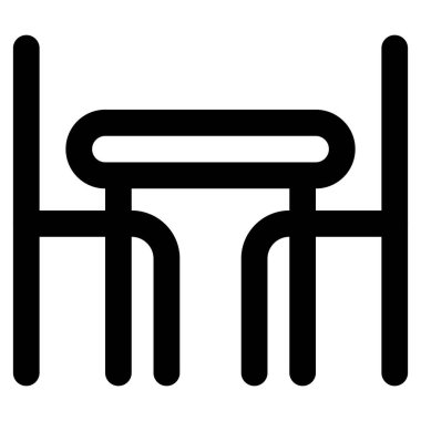 Yemek odası için küçük tahta bir masa..