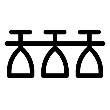 Cam eşyalar yerinde duruyor..