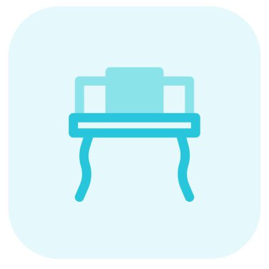 Sağlam bir geçmişe dönük tasarımı olan tablo yazılıyor.