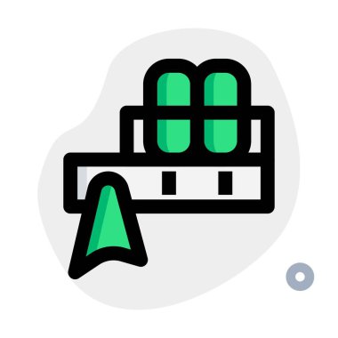 Havlu rafı, asılı giysiler için banyo mobilyası..