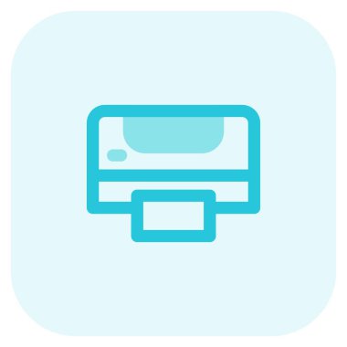 Çıktıları almak için ofis yazıcısı