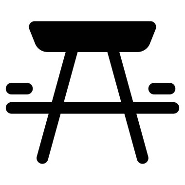 Oturmak için bankları olan piknik masası.