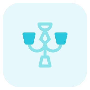 Çatı dekorasyonu için zarif bir kristal avize..