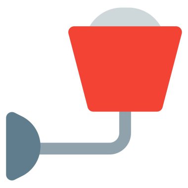 Aydınlanmak için duvara takılmış kristal avize.