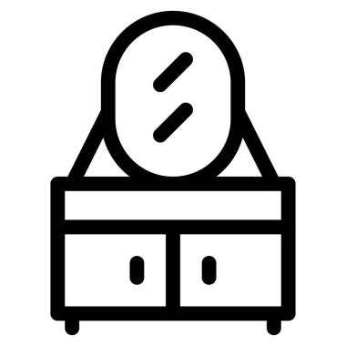 Mobilyaların şık aynaları var..