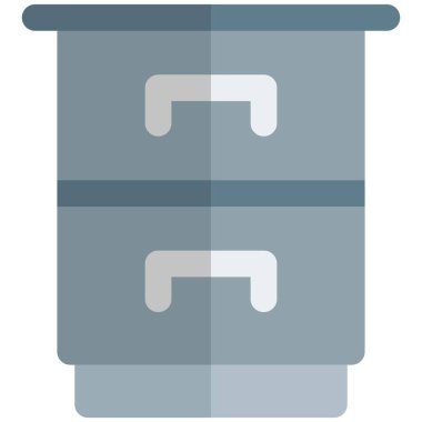 Yatak odası için geniş çekmeceler.