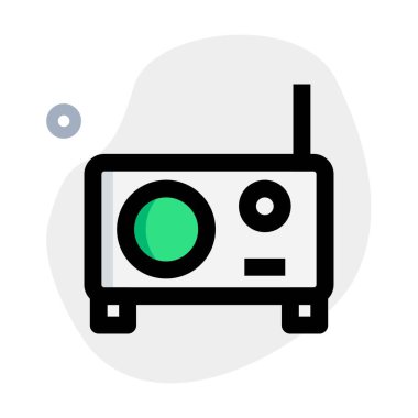 Antenli eski model fm radyo.