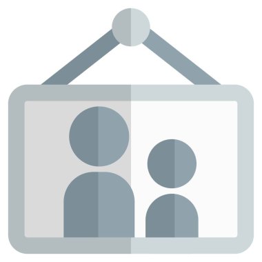 Duvara asılı bir hatıra fotoğrafı