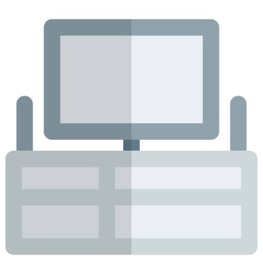 Birden fazla çekmecesi olan televizyon standı