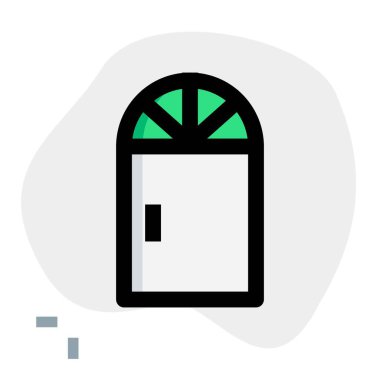 Fanlight penceresi kapı girişine yerleştirilmiş.