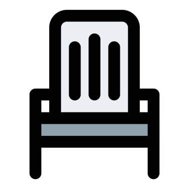 Açık hava için geniş kollukları olan Adirondack sandalyesi.