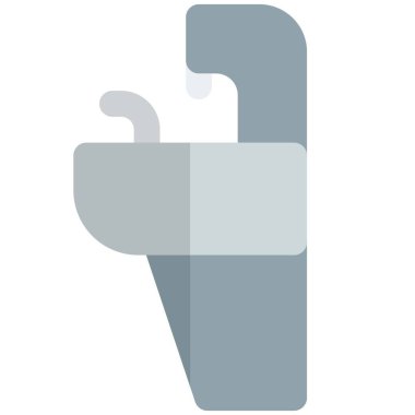 Kamu kullanımı için kurulmuş içme çeşmesi.