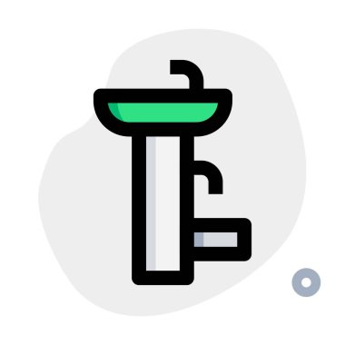 Sürekli susuzluk için çeşme kurulumu.