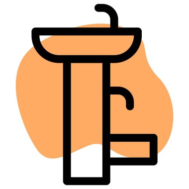 Sürekli susuzluk için çeşme kurulumu.