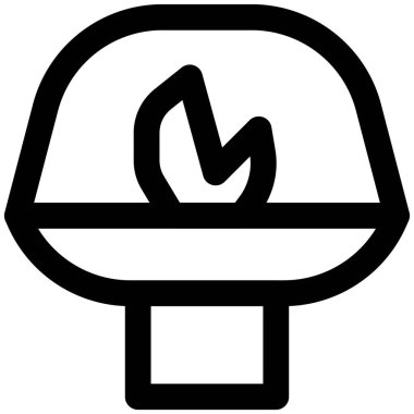 Açık hava için metal çukurda şenlik ateşi..