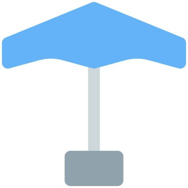 Büyük ölçekli şemsiye stantta asılı..