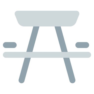 Ahşap piknik masasına bağlı banklar.