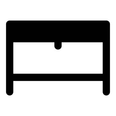 Depolama için kullanılan geniş metal sandık