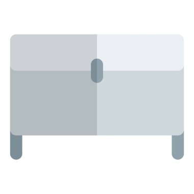 Depolama için kullanılan geniş metal sandık