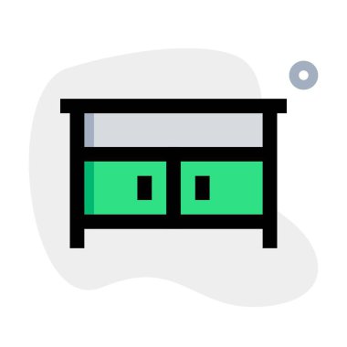 Geniş tezgahlı yan dolap.