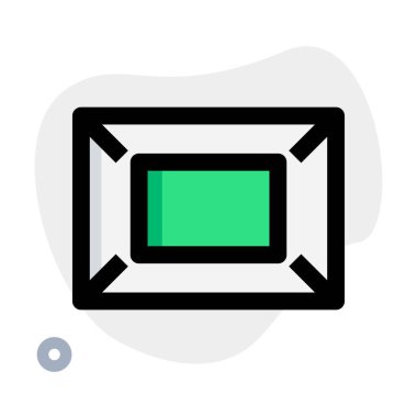 Duvara küçük boy fotoğraf çerçevesi monte edilmiş..