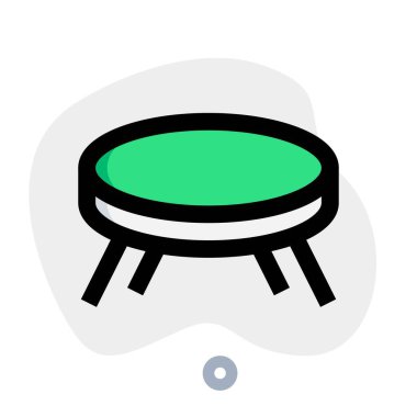 Kahve servis etmek için tasarlanmış ahşap alçak masa..