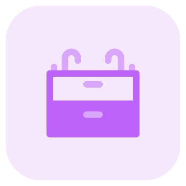 Birden fazla çekmecesi olan çift musluk lavabosu.