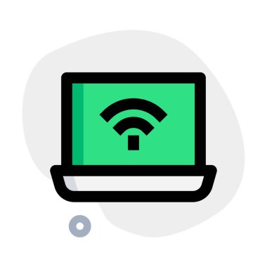 İnternet erişimi olan katlanabilir dizüstü bilgisayar.