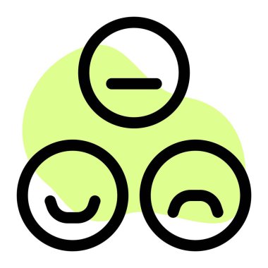 Müşteri değerlendirmeleri alışverişe geri bildirim sağlar.