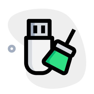 USB verilerinden tehlikeli virüsler kaldırılıyor.