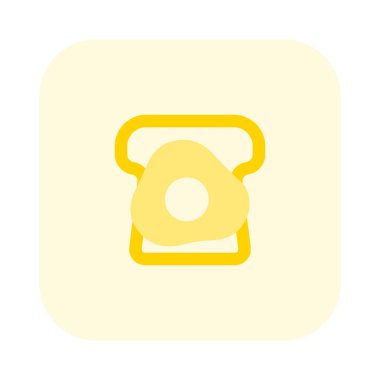 Kahvaltı için yumurtalı sandviç.