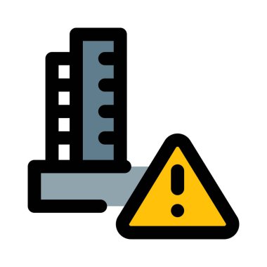 İnşaat tesisinde güvenlik gerekçesiyle uyarı göstergesi.