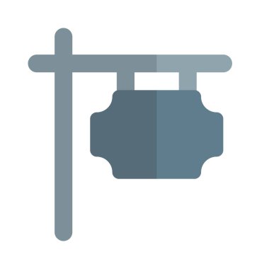 Kulübün dışına monte edilmiş klasik tasarım tabelaları.