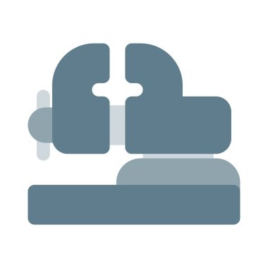 Nesneyi tutmak için klemp mekanizması tasarlandı.