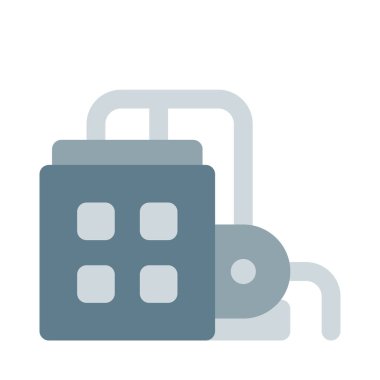 Konut binasında bakım işlemi devam ediyor.