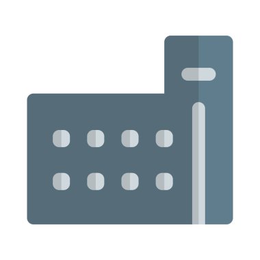 Bir sürü penceresi olan geniş modern bina..