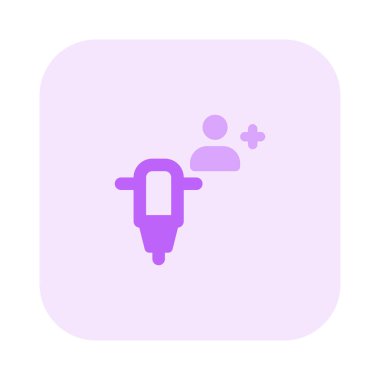 Yenileme sırasında kullanıcı tarafından kullanılan sondaj makinesi.