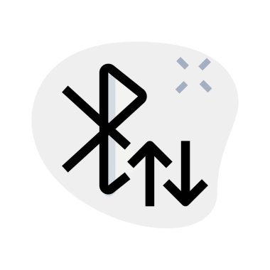 Veri transferi için bluetooth özelliği kullanılıyor.