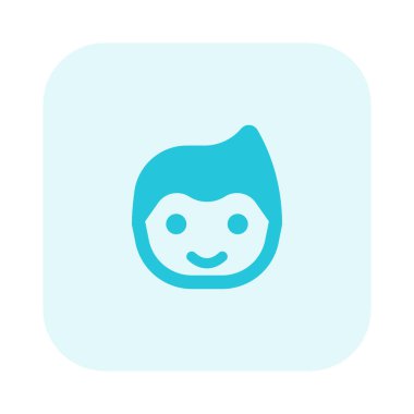 Berber salonunda saç stili yaptıran erkekler beyaz bir arka planda izole edilmiş.