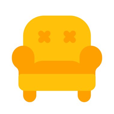 Rahat oturma deneyimi için döşenmiş kanepe.